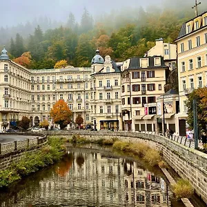 Zlaty Sloup 3*, Karlovy Vary Csehország