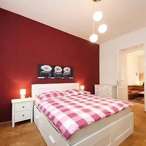  Appartement Historic Centre V